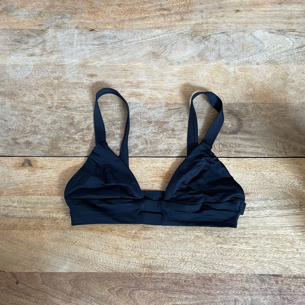 Vitamin A Bikini Top Size Small